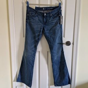7 For All Mankind // Flared Jeans // 'a' Pocket